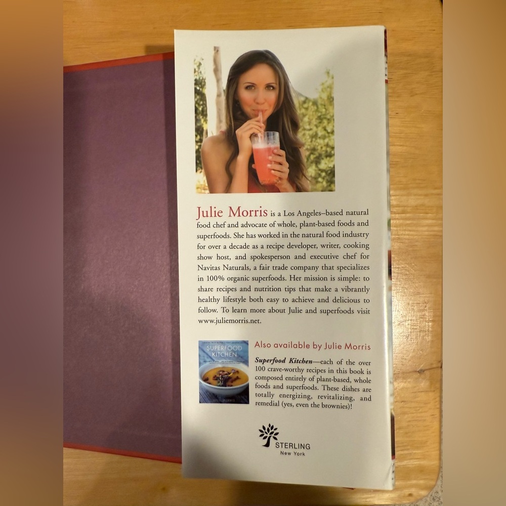 Superfood Smoothies Book by Julie Morris - Picture 4 of 4